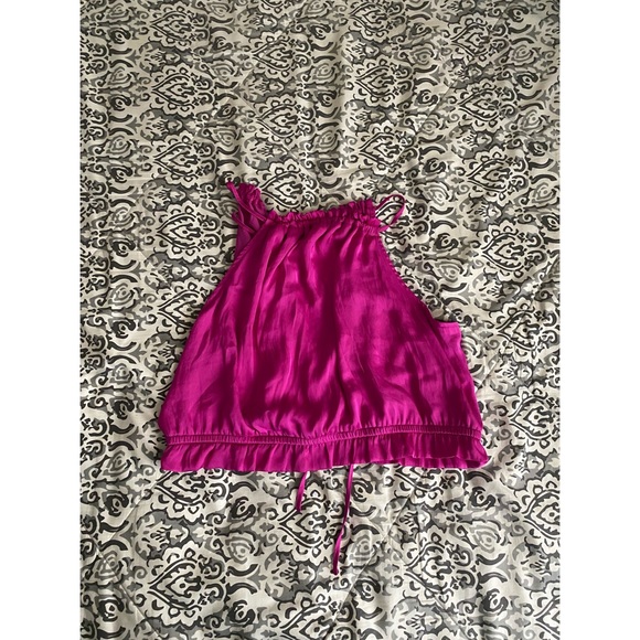 Top - Picture 2 of 2